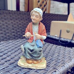 Vintage Charming Knitting Woman Figurine